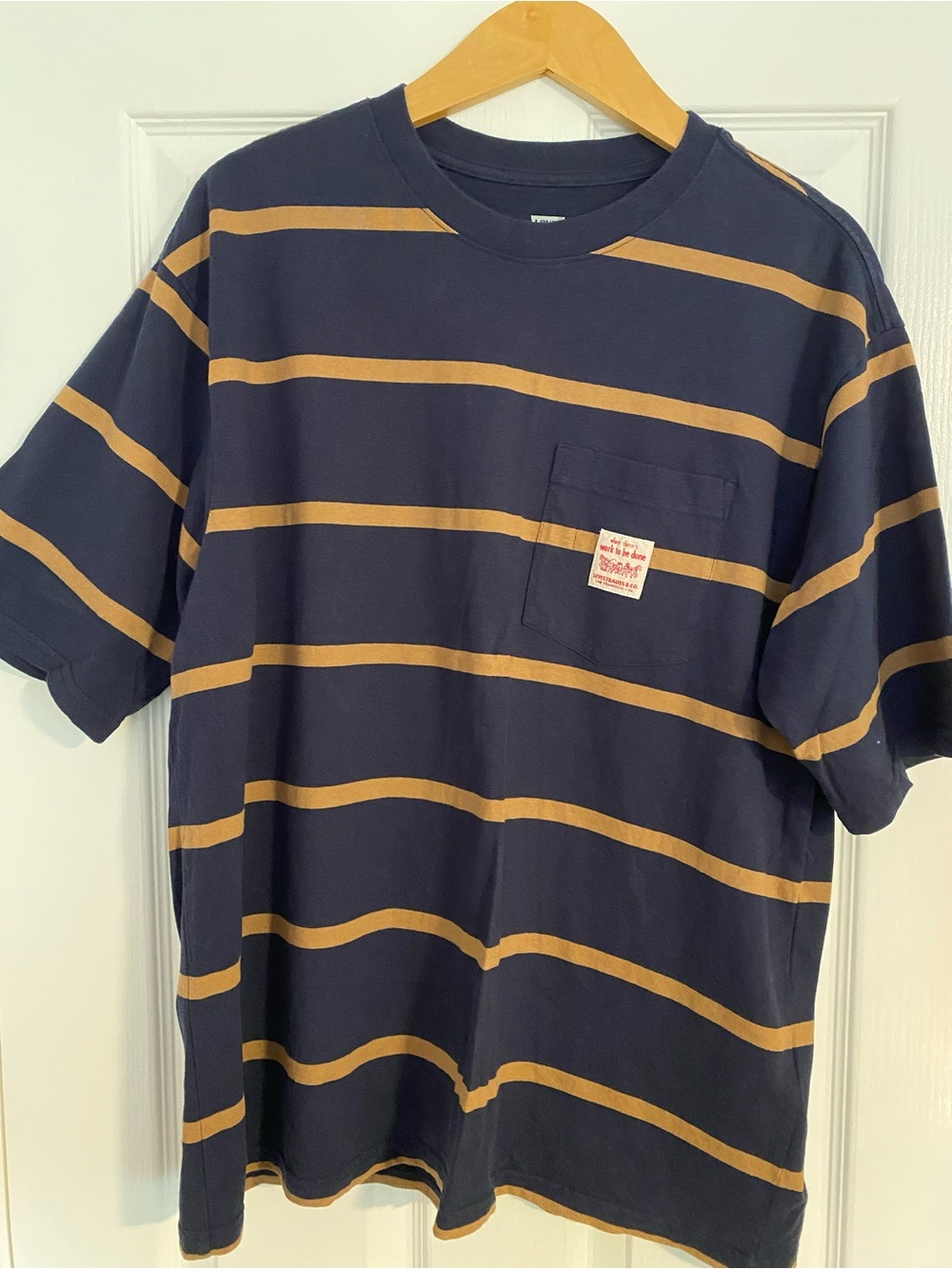 Levi’s’ Men's Navy and Tan Striped Pocket T-Shirt